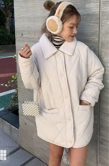 보아 카라 부착 퀼팅 블루종