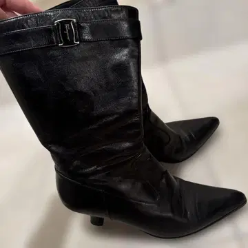 Ferragamo 부츠
