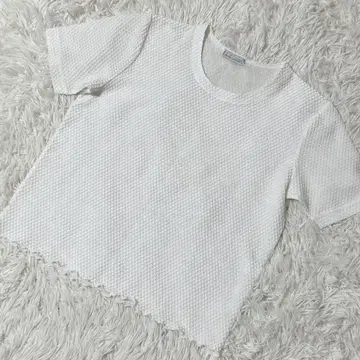 [ c5897 ] 새상품급 T셔츠 반팔 화이트 프릴