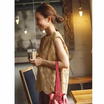 Drawar 자수 슬리브리스