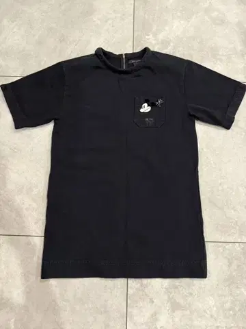 MARC JACOBS 마크 제이콥스 티셔츠