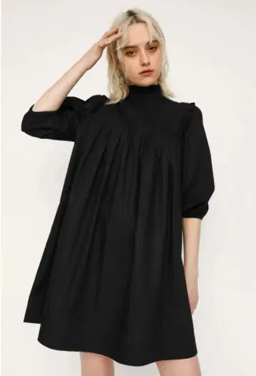 SLY TUCK SMOCK DRESS 스모크 원피스