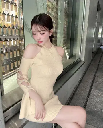 cheri mi 오픈 숄더 비쥬 니트 원피스 M