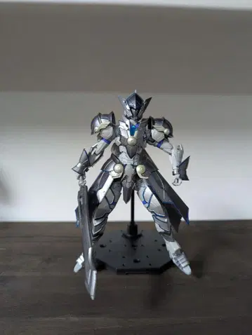 30MF 리벨 팔라딘 부분 페인팅 완성품