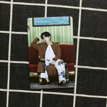 BTS BE 미공개 럭키 드로우 트레이딩 카드 1장 태현 V