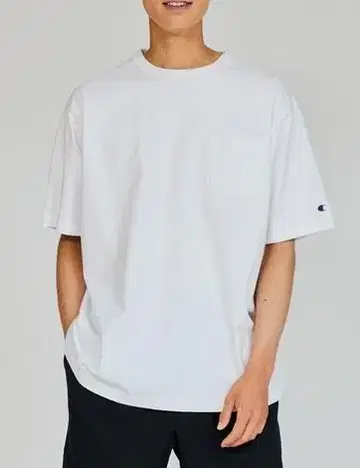 이번 시즌 Champion T1011 숏슬리브 포켓t셔츠