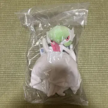 제일복권 포켓몬 D상 메가 팬텀 봉제 인형