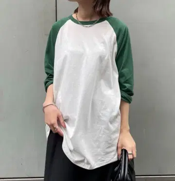 LOUNGEDRESS 래글런 T
