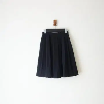 M-premier BLACK/플레어 스커트