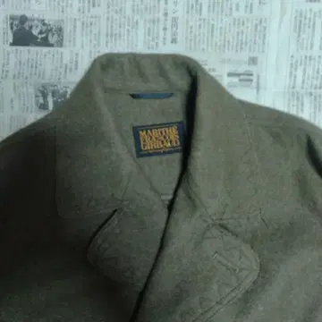 MFG의 코트입니다.