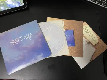 SOPHIA CD 아트 워크 포함
