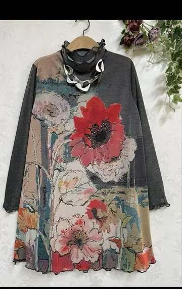 연인곶 이중 메쉬 꽃무늬 보틀넥 A라인 (택 포함)