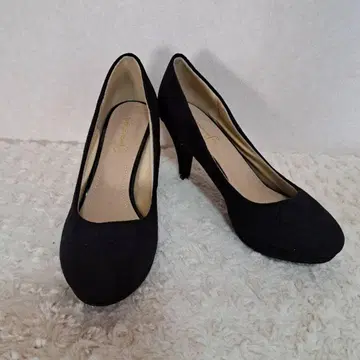 (148) 하이힐 23.5cm 거의 미사용 8cm 높이 스웨이드