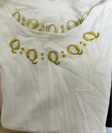 여왕벌 굿즈 T셔츠