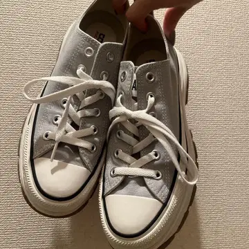 그레이 CONVERSE 스니커즈 로우컷