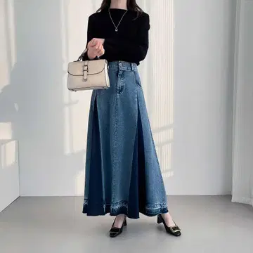 ABITOKYO 배색 턱 플레어 데님 스커트 아비토쿄