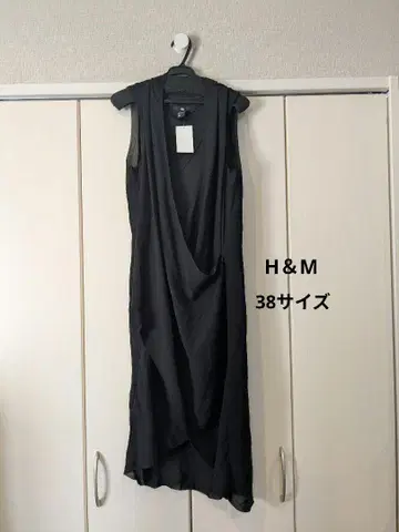 HandM H&M 슬리브리스 드레이프 디자인 무릎 기장 원피스