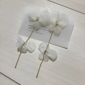 liqui 안개꽃 파피용 귀걸이