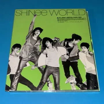 SHINee the First Album SHINee World