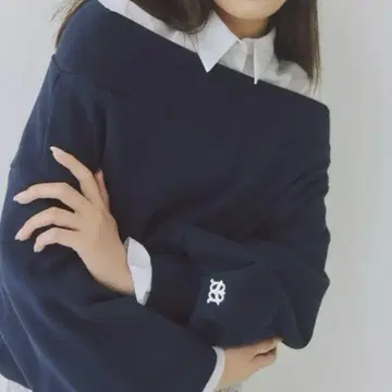 SNIDEL 스나이델 원숄더 로고 맨투맨 NVY