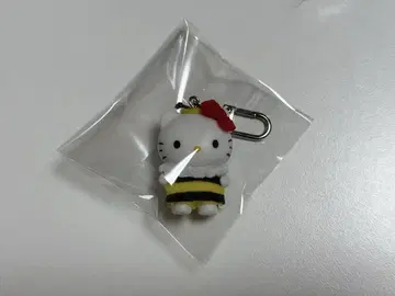 산리오 캐릭터즈 시크릿 키링 벌레