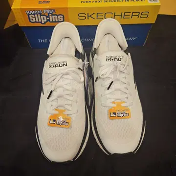 스케쳐스 스킵인 28cm