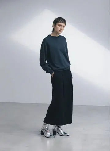 [ 새상품급 ] LIFiLL COTTONY BASIC SWEAT 맨투맨