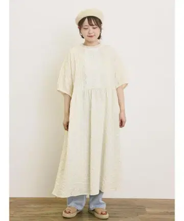 사만사 모스모스 플라켓 레이스 절개 원피스 아이보리 SM2