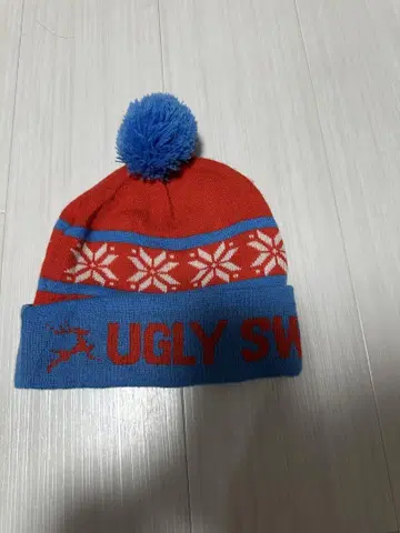 UGLY SWEATER RUN 니트 모자