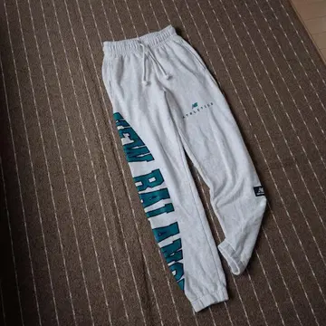 new balance 스웨트 팬츠