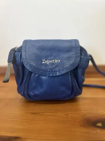 Repetto 네이비 가죽 숄더백 부대