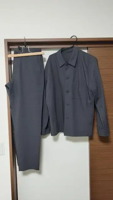 감동 셔츠 자켓 ( L ) & 감동 이지 팬츠 ( M )