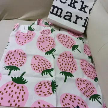 마리메꼬 토트백