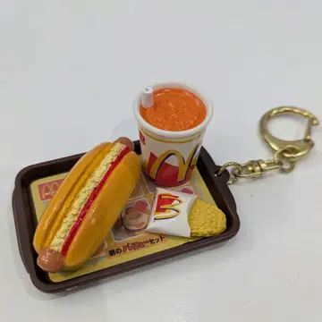 헤이세이 레트로 맥도날드 아침맥 키링 가챠 2000년