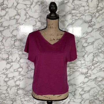 ROPE PICNIC 로페피크닉 (38) V넥 어깨 트임 티셔츠 적자색