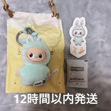 labubu 라부부 pin for love I