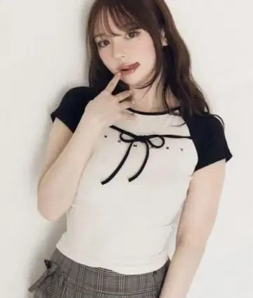 andmary Alma 리본 탑스
