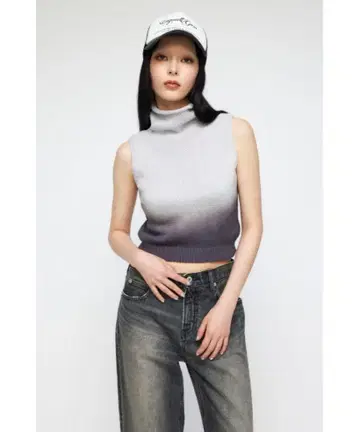 LAGHAGEM 슬리브리스 LOOSE NECK GRADATION