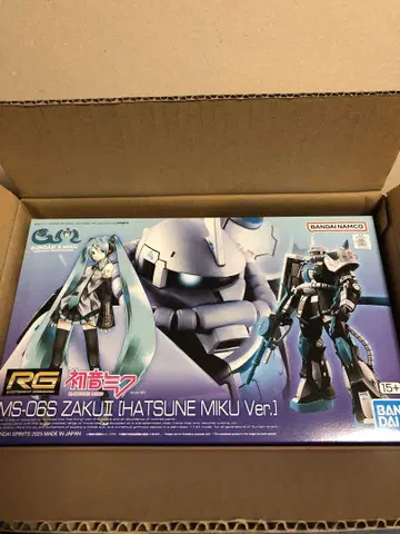 RG MS-06S 자쿠 II 하츠네 미쿠 ver.