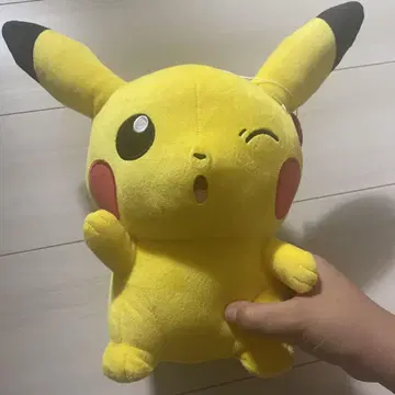 피카츄 봉제 인형 약 30cm