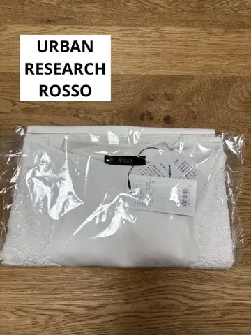미사용 새상품 어반리서치 로쏘 레이스 프렌치 슬리브 풀오버 White