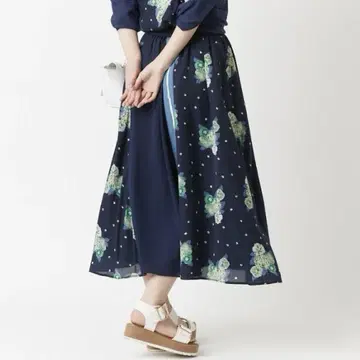 후리후 아메츠바키 절개 스커트 네이비