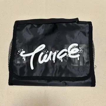 TWICE THISIS FOR 트래블 파우치