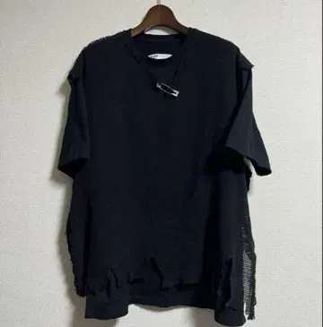 C2H4 Distressed Knit Meshing Layered T