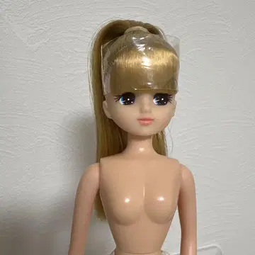 리카짱 인형 골드 컬러 포니테일