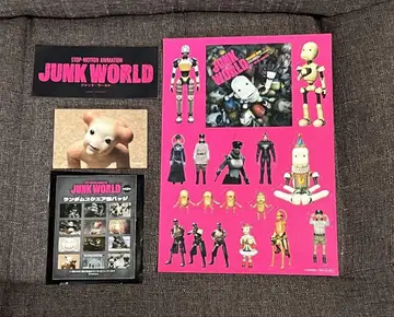 JUNK WORLD 랜덤 스퀘어 캔뱃지 바스테트(사족보행)