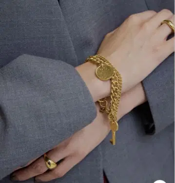 NICKEL FREE MOTIF CHAIN BRACELET