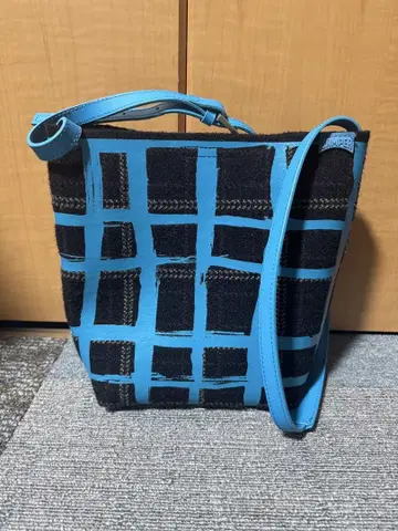 캠퍼 숄더백