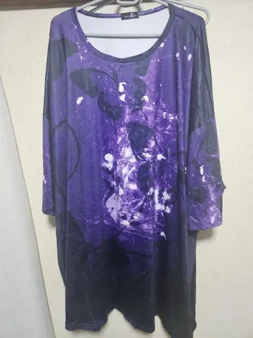 NieR 셔츠(PURPLE BUTTERFLY)