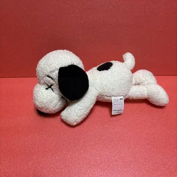유니클로 스누피 누워있는 인형 길이 27cm